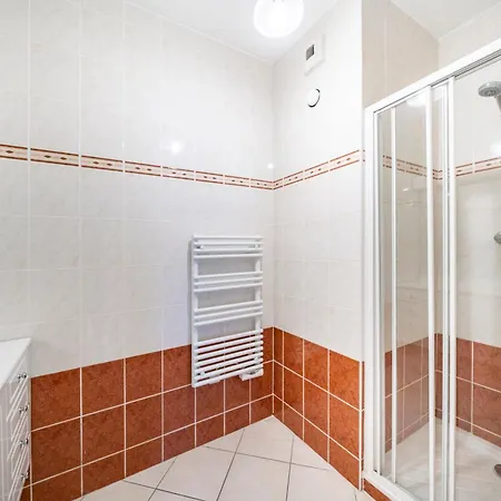 Διαμέρισμα Jardin Florian, 8/10 Rue Victor Cousin, *